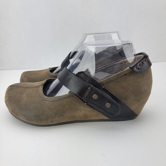 Axxiom Shoes - Axxiom Claudia Womens 8 Brown Faux Suede Hidden Wedge Hook & Loop Mary Janes